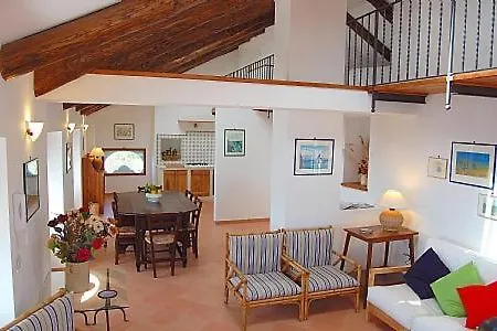 Appartement Sleeps 4 Air Con Wifi