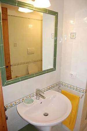 Sleeps 4 Air Con Wifi *