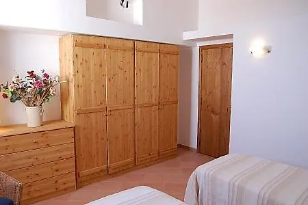 Sleeps 4 Air Con Wifi *